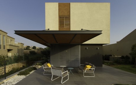 Residence in Moreshet by Saab Architects - 2