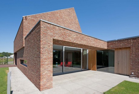 Riel Estate House by Joris Verhoeven Architectuur - 3