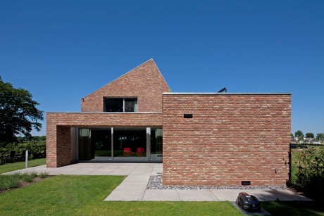 Riel Estate House by Joris Verhoeven Architectuur - 2
