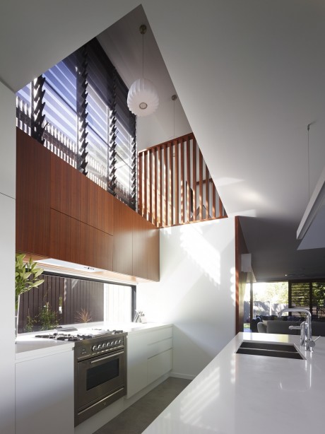 Beach House by Shaun Lockyer Architects - 4