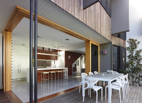 Beach House by Shaun Lockyer Architects - 5