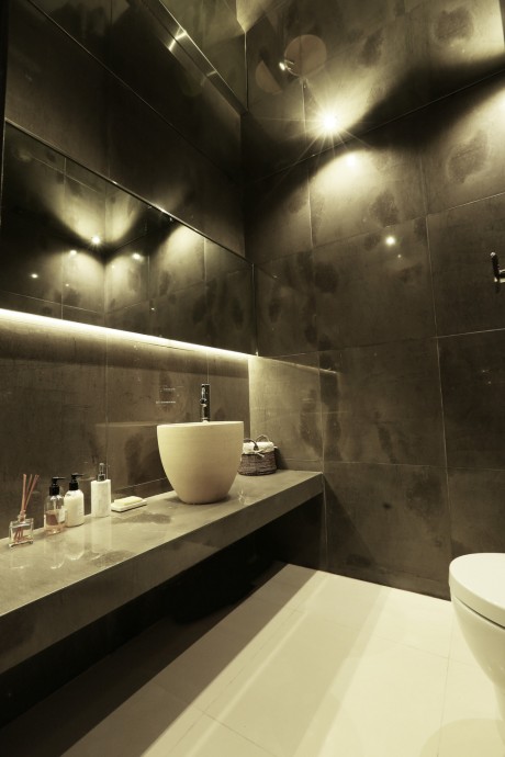 Apartment in Naqqach by Roland Helou Design Hub - 7