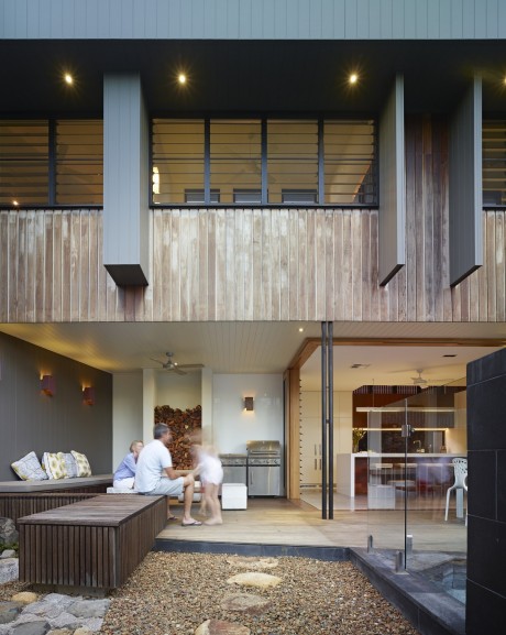 Beach House by Shaun Lockyer Architects - 12