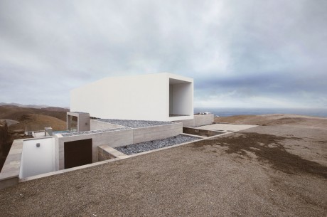 House in Peru by Domenack Arquitectos - 13