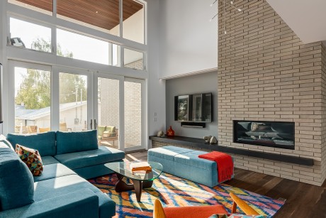 House in Calgary by DOODL - 2