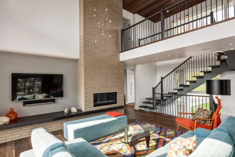House in Calgary by DOODL - 3