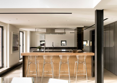 Custom Industrial Chic by Les Ensembliers - 3