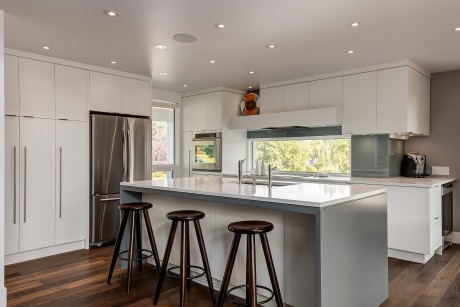 House in Calgary by DOODL - 8