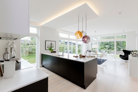 Modern House by Skanlux - 5