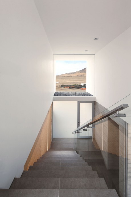 House in Peru by Domenack Arquitectos - 8