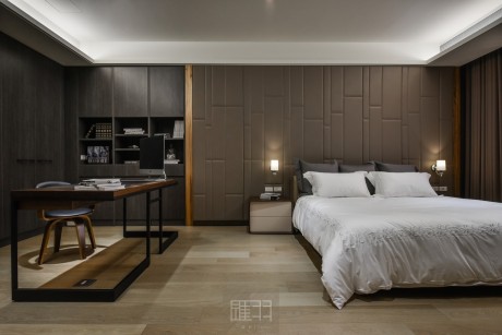 Apartment in Taiwan by Hui-yu Interior Design - 12