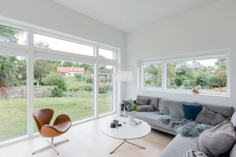 Modern House by Skanlux - 8