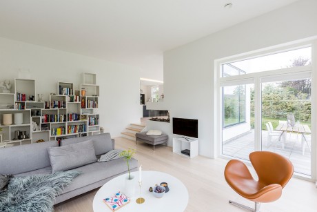 Modern House by Skanlux - 9