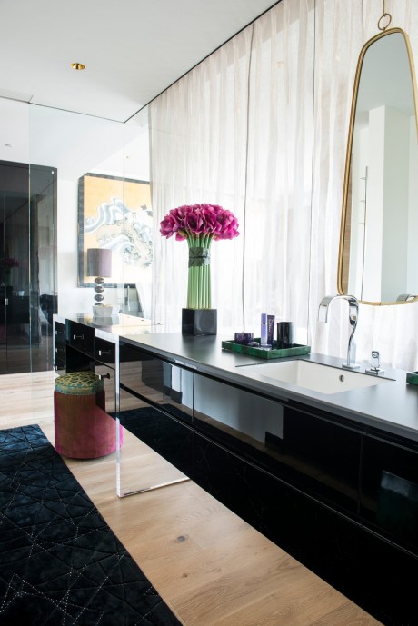 Custom Industrial Chic by Les Ensembliers - 10