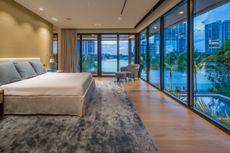 Floating Eaves Residence by Kobi Karp - 9
