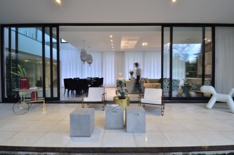 House in Brazil by Minuscoli Martini Architects - 11