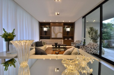 House in Brazil by Minuscoli Martini Architects - 3