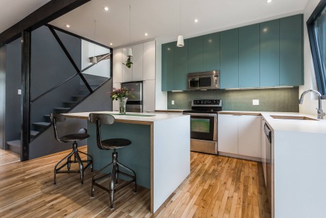 12e Avenue Residence by Gestion Rockethammer - 1
