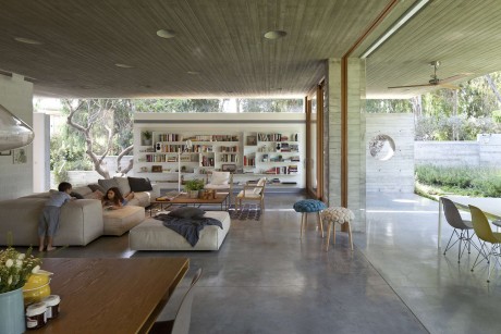 House in Ramat Hasharon by Pitsou Kedem Architect - 2