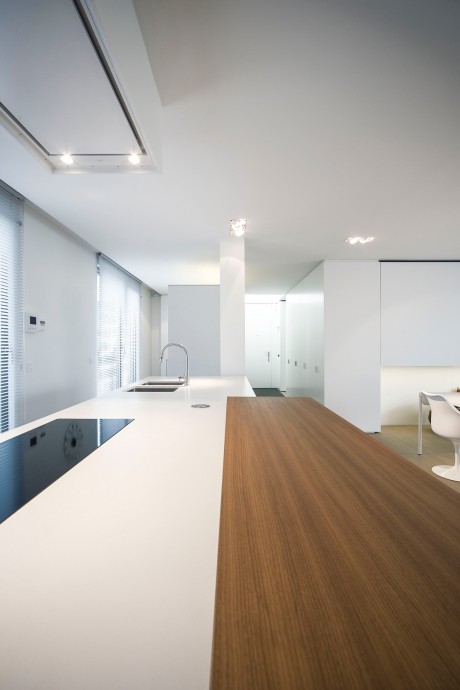 Home 1051 by Filip Deslee - 4