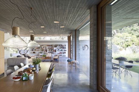 House in Ramat Hasharon by Pitsou Kedem Architect - 5