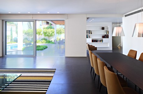House in Ra’anana by Blumenfeld Moor Architects - 4