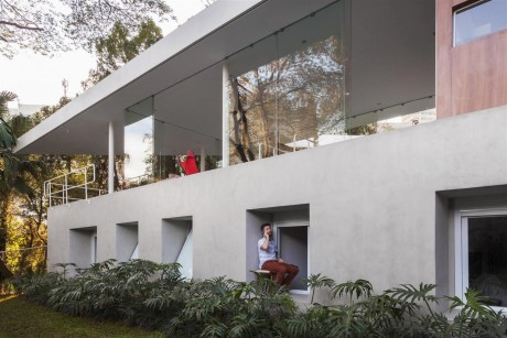 Casa Marquise by FGMF Architects - 9