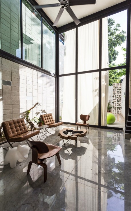 Raw House by Taller Estilo Arquitectura - 2