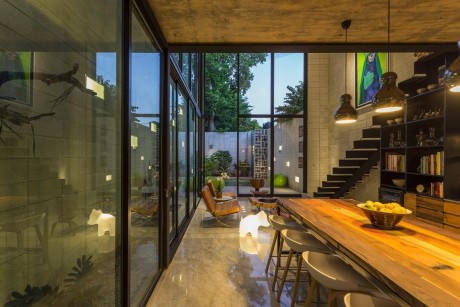 Raw House by Taller Estilo Arquitectura - 3