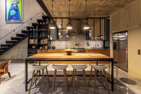 Raw House by Taller Estilo Arquitectura - 4