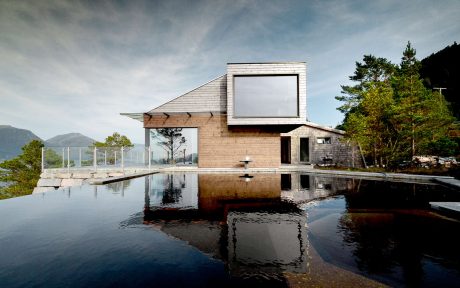 Cabin Straumsnes by Rever og Drage Arkitekter - 2