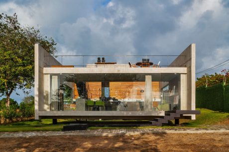 Two Beams House by Escritório Yuri Vital - 10