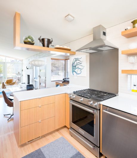 Alki Beach by Proform Construction - 6