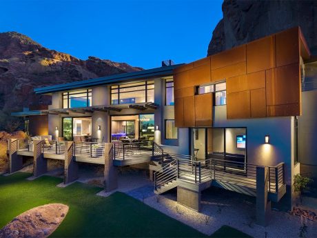 Arizona Contemporary by Luster Custom Homes - 9