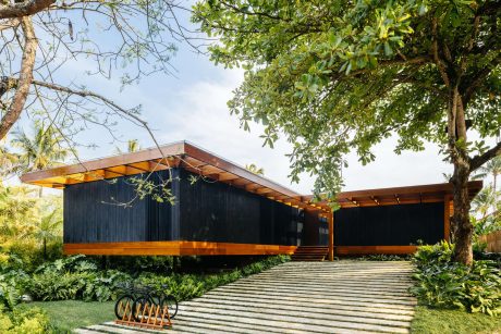 RT House by Jacobsen Arquitetura - 8
