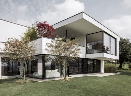 House in Uitikon by Meier Architekten - 2