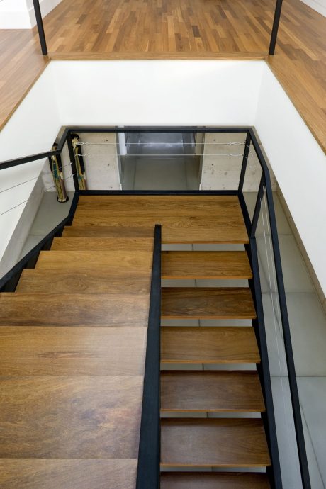 Contemporary House by Patricia Almeida Arquitetura - 7