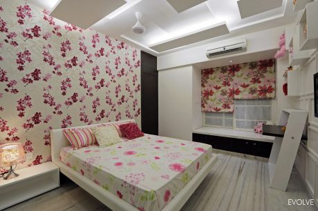 Home in Mumbai by Sonu Mistry Design - 9