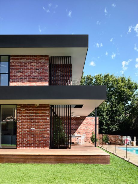 Elsternwick House by InForm - 11