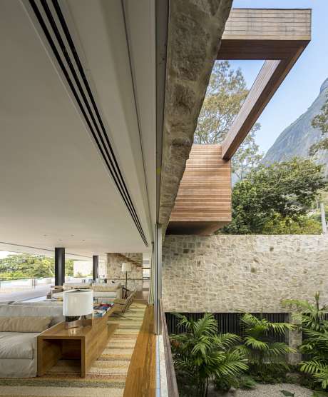AL House by Arthur Casas - 3