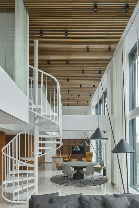 Attic Apartment by INBLUM - 2