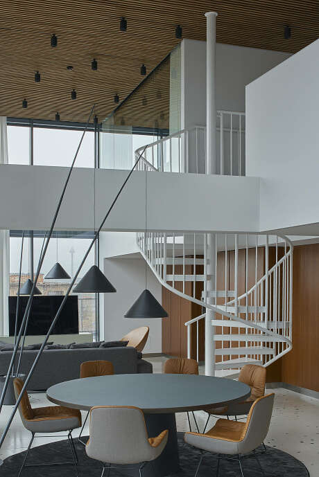 Attic Apartment by INBLUM - 4