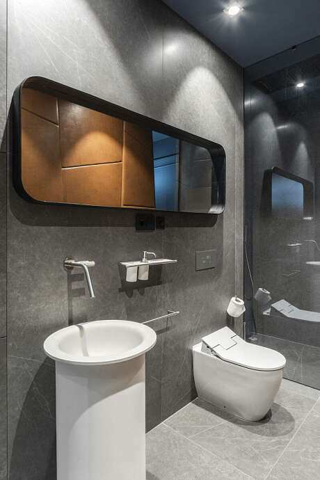 Bachelor’s Apartment by Zen Design - 8
