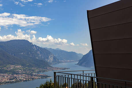 Villa a Bellagio by Matteo Nasini - 9