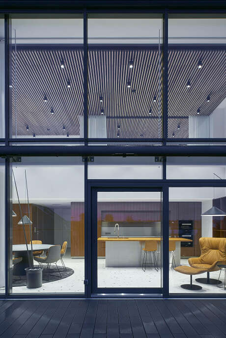 Attic Apartment by INBLUM - 11