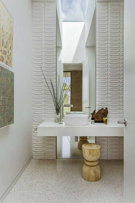 Thunderbird Heights Residence by Stuart Silk - 11