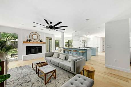 Contemporary House by Melisa Clement Designs - 2