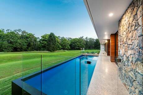 Gold Coast House by MRA Design - 9