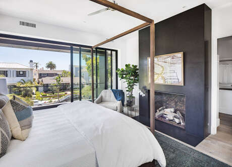 House in Newport Beach by Patterson Custom Homes - 9