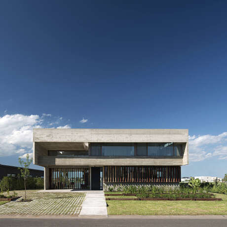 10 House by Luciano Kruk Arquitectos - 12